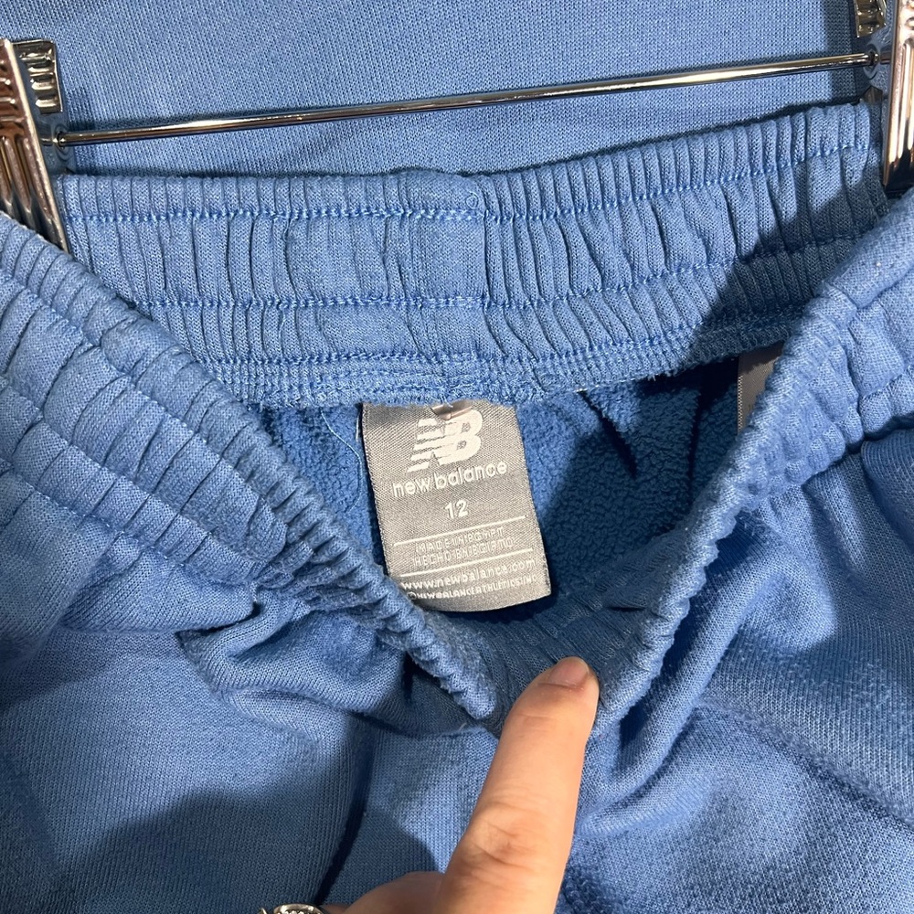 NEW BALANCE Boys Hoodie & Shorts Set - Picture 3 of 4